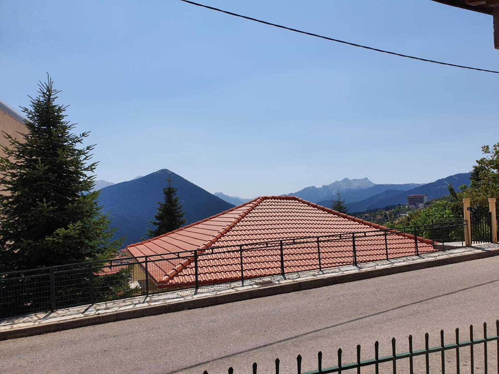 Semeli Guesthouse Karpenisi Exterior photo